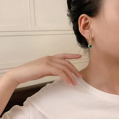 Amarisse Viridelle Dangle Earrings - Image 3