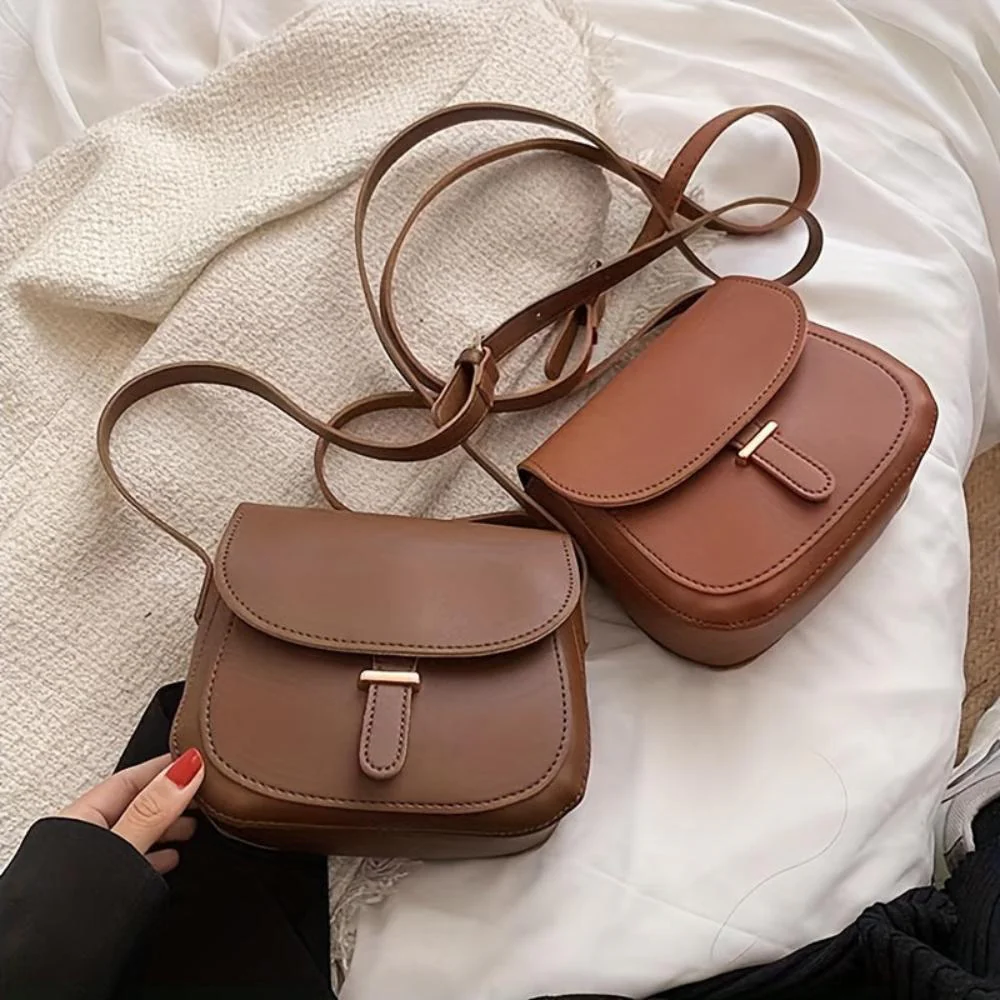 Amelia Retro Saddle Crossbody Bag - Image 6