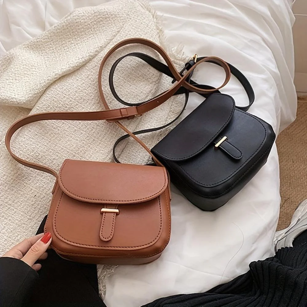 Amelia Retro Saddle Crossbody Bag - Image 7