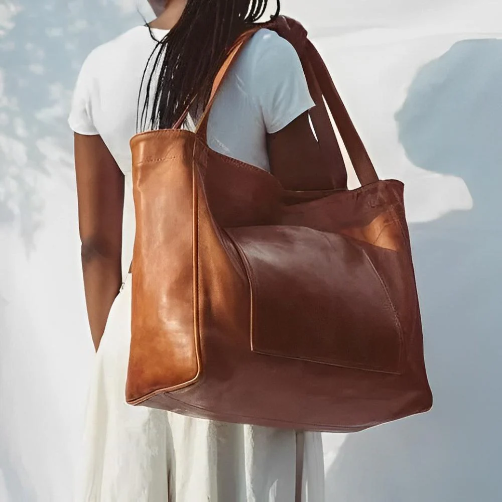 Aurora’s Charm | Vintage Shoulder Bag - Image 2