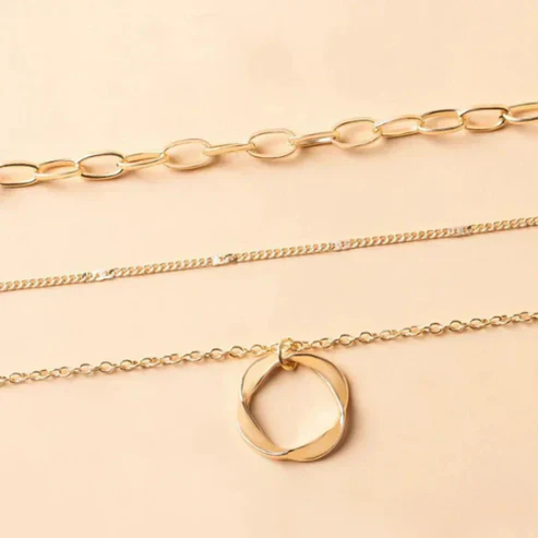 Carmen - Vintage necklace with gold chain and pendant - Image 4