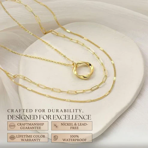 Carmen - Vintage necklace with gold chain and pendant - Image 6