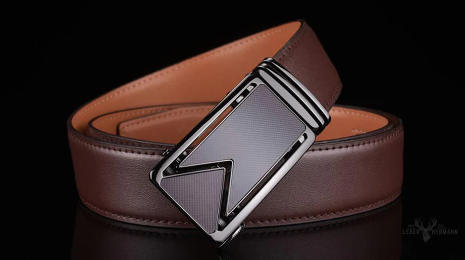 Zarino's leather belt for an elegant style - Image 4