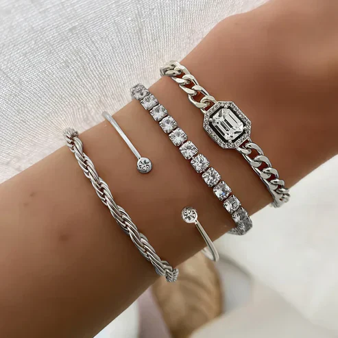 Domitia Calvina Bracelet Set - Image 2