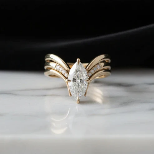 Drop Crown Gold Ring - Image 2