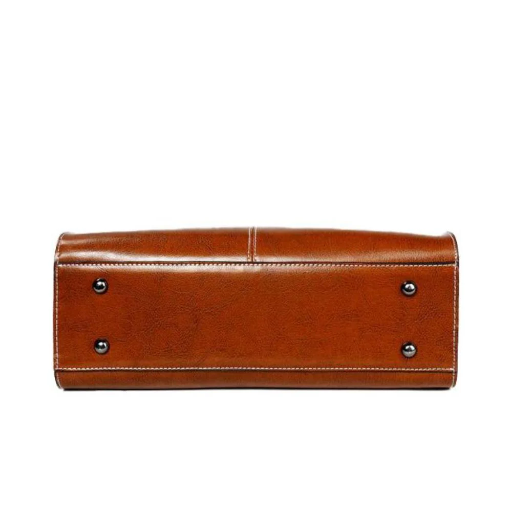 Elegant Tote - Classic and Functional - Image 7