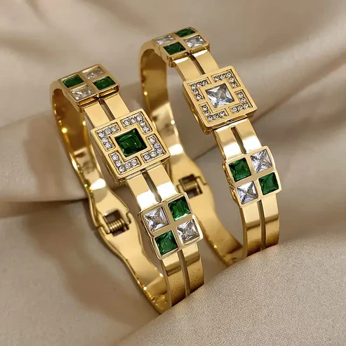 Esme Carrington Bracelet - Image 3