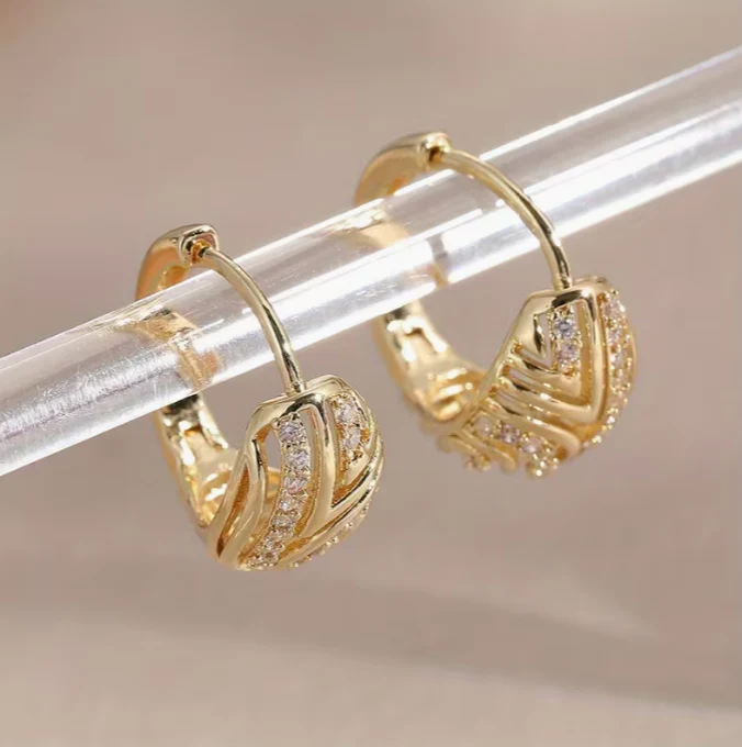 Eternal Grace Contour Earrings - Image 3