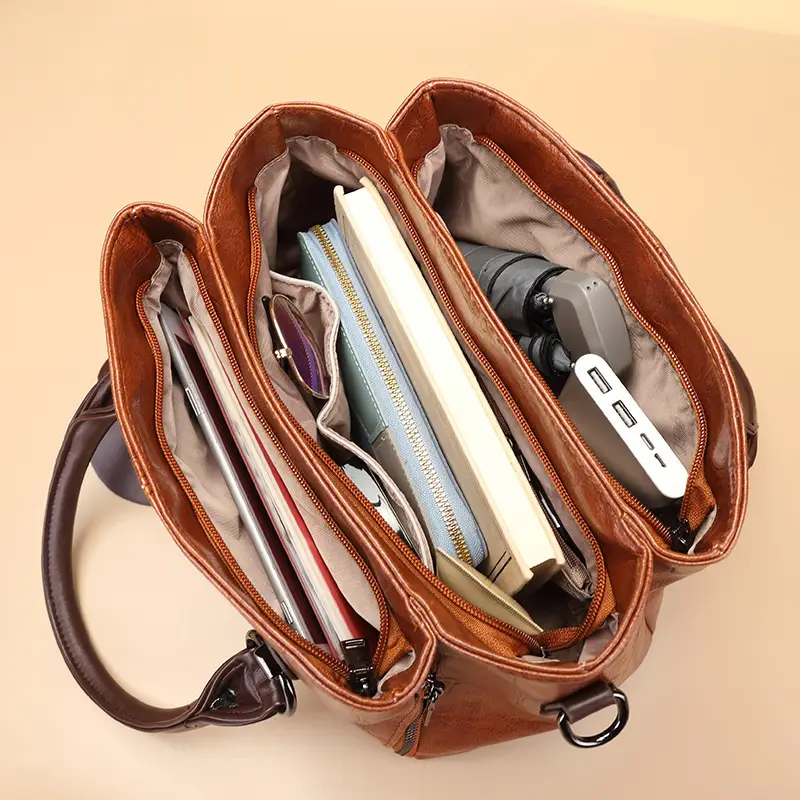 Fashionable Leather Retro Boston Bag - Image 3