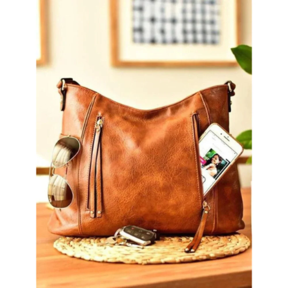 Georgia’s Timeless Elegance | Vintage Shoulder Bag - Image 2