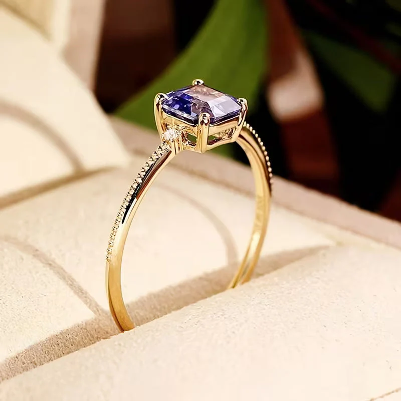 Gold Amethyst Solitaire Ring - Image 2
