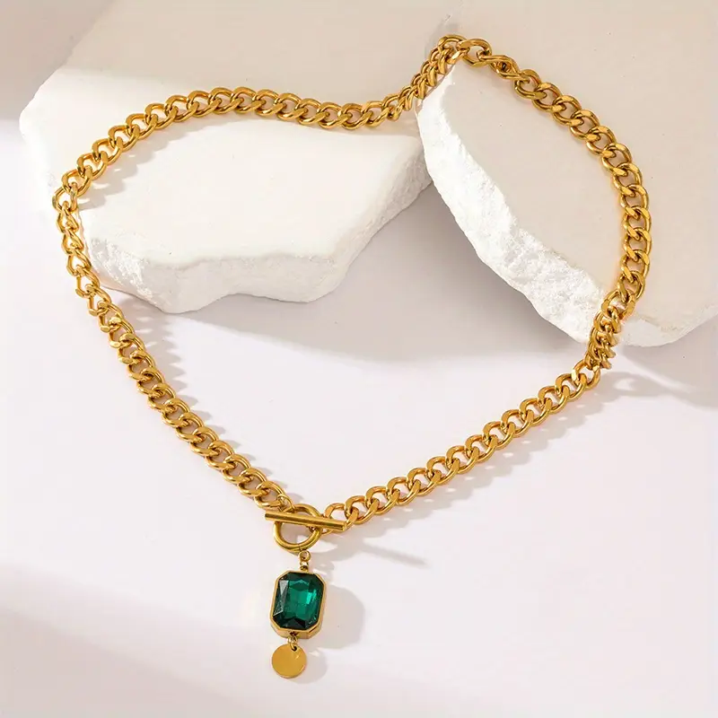 Gold Emerald Chain Necklace - Image 4
