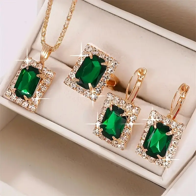 Gold Emerald Rectangular Jewelry Set - Image 3