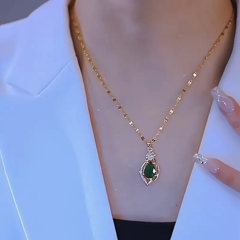 Gold Emerald Teardrop Pendant Necklace - Image 5