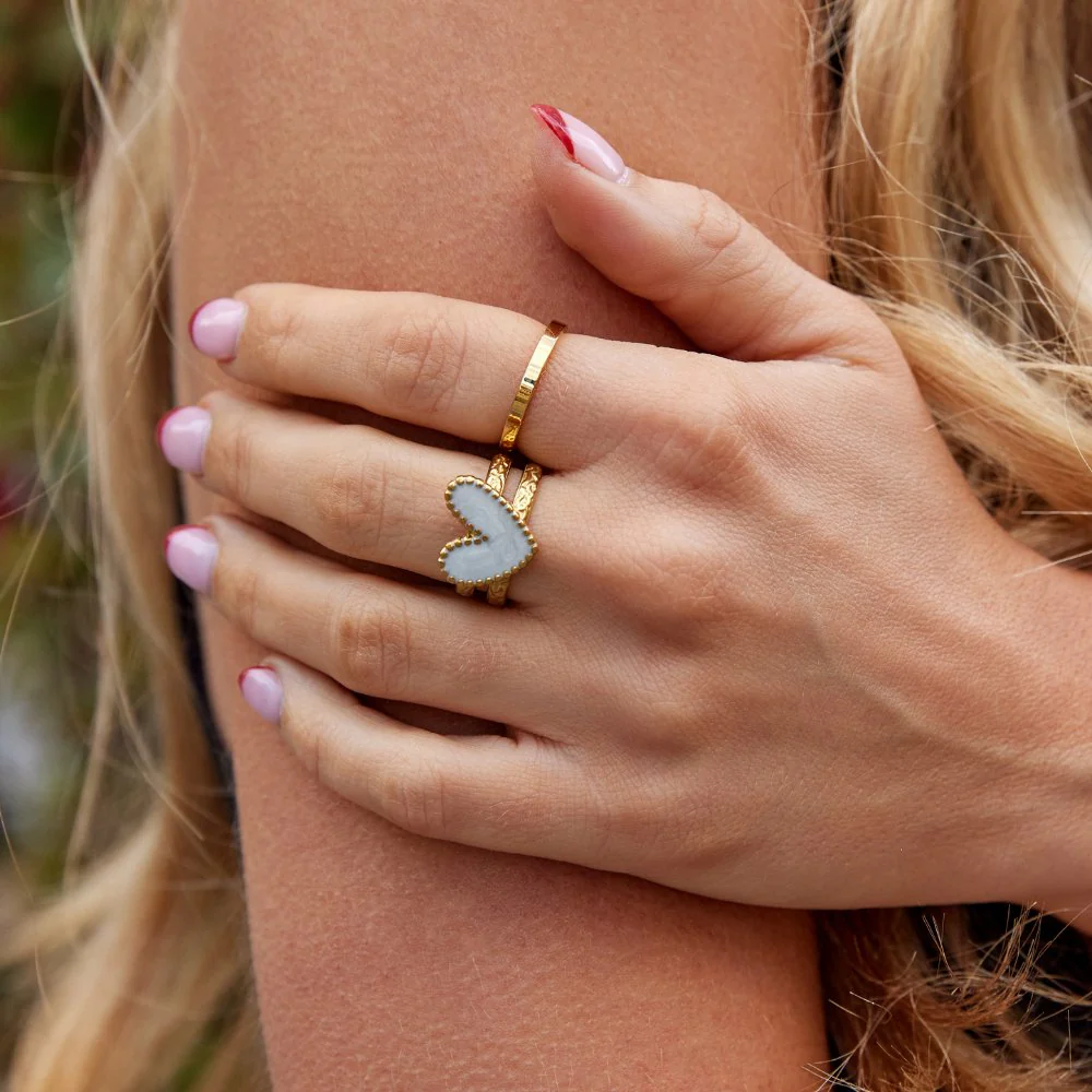 Gold Heart Motif Ring - Image 2
