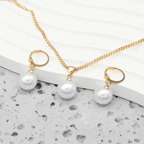Golden Grace Pearl Jewelry Set - Image 3