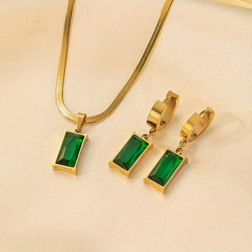 Iselotte Verdain Jewelry emerald - Image 2