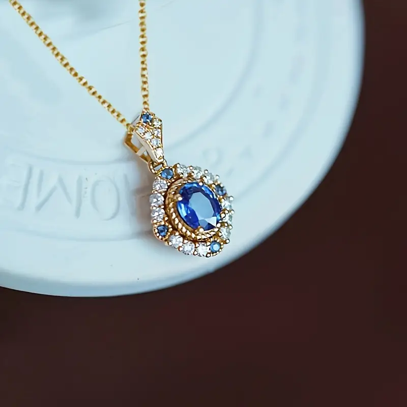 Jesmira Duskraine Gold Necklace - Image 2