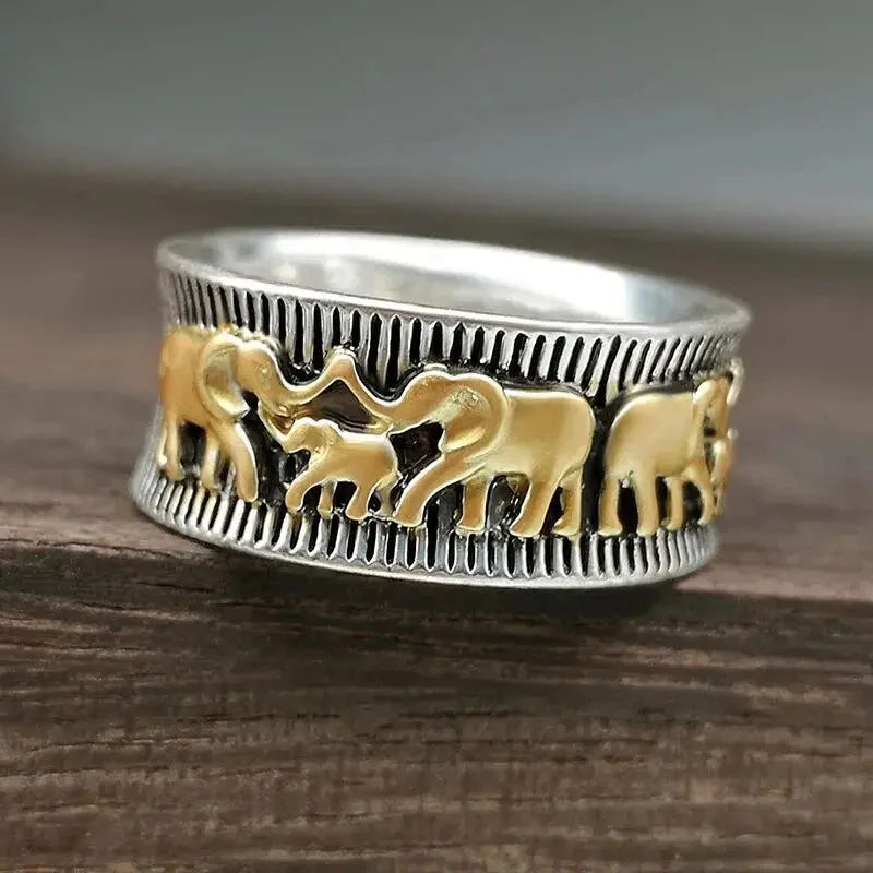 Luxe Golden Elephant Ring - Image 2
