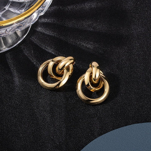 Luxury Gold Earrings - Image 2