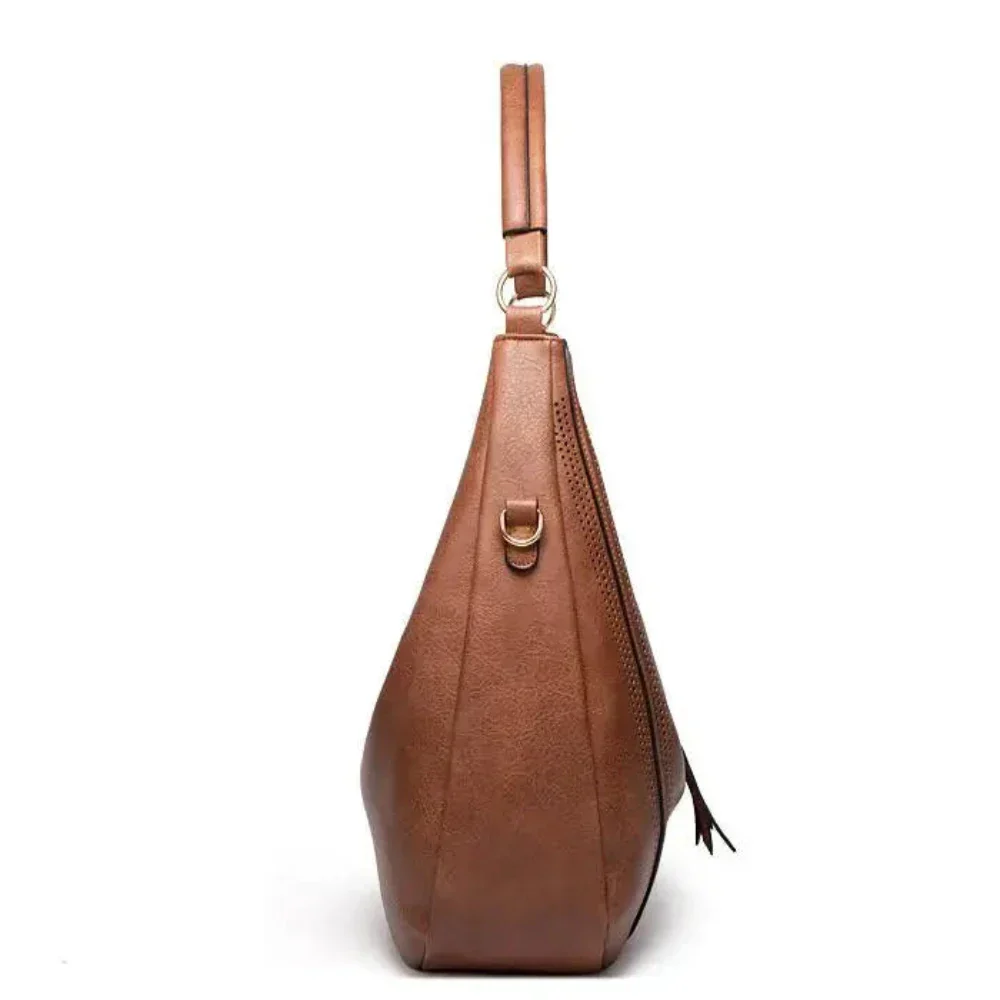 Minerva’s Classic Versatility | Vintage Bag - Image 3