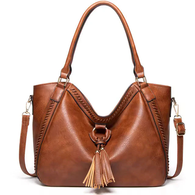 Nellie’s Elegant Sophistication | Leather Shoulder Bag - Image 3