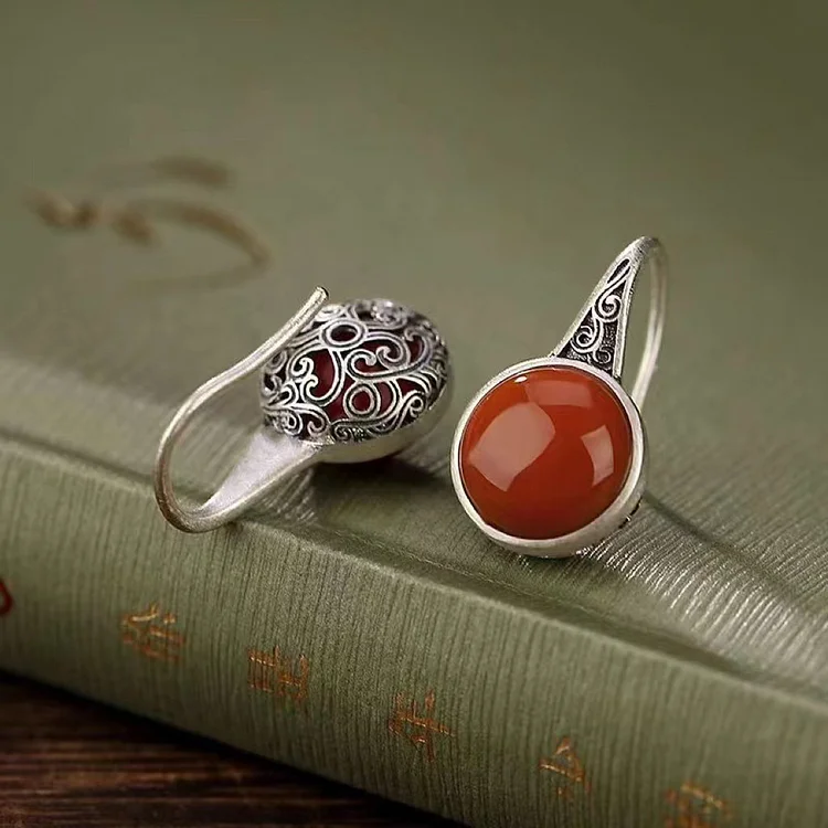 Red Agate Retro Earrings - Image 3