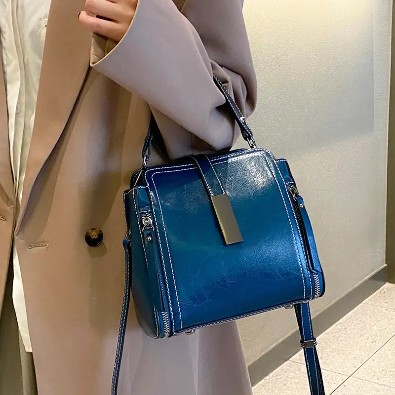 Retro Crossbody Bag with Adjustable Strap - Image 7