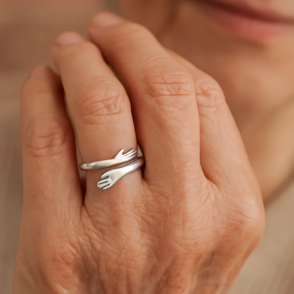 Silver adjustable hug ring - Image 2