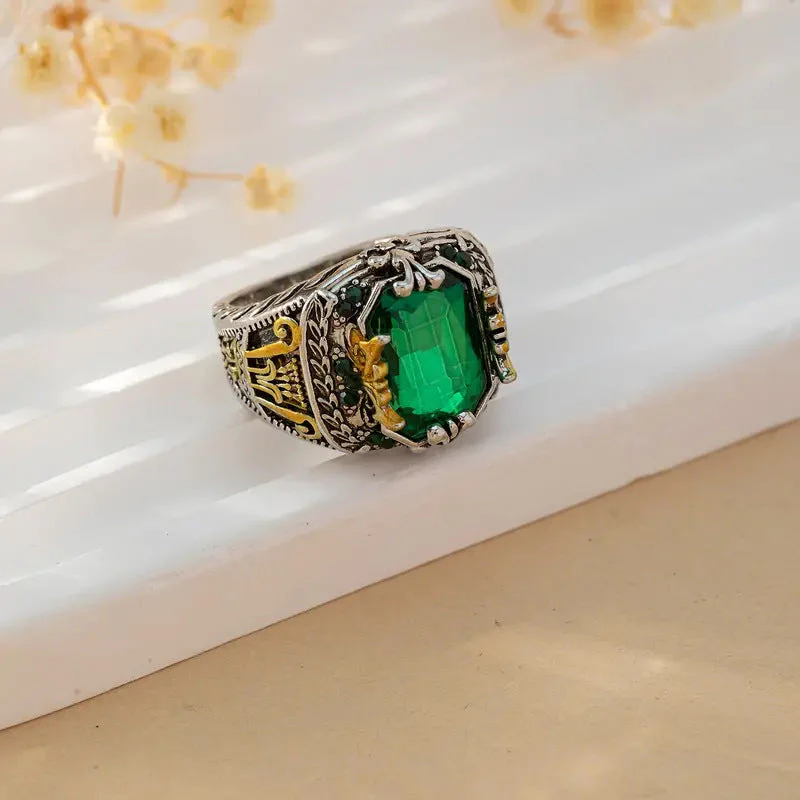 Silver Emerald Vintage Ring - Image 4