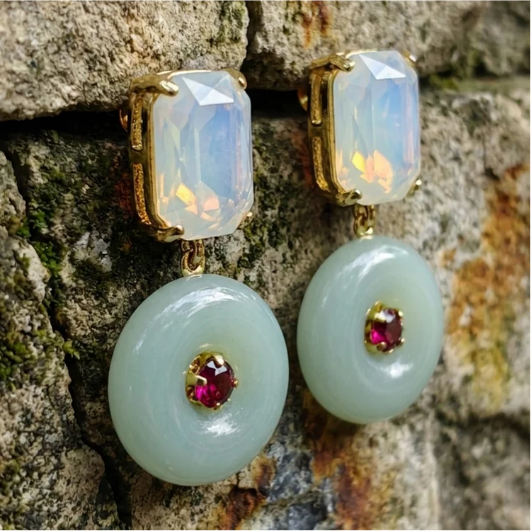 Silver Vintage Jade Donut Moonstone Drop Earrings - Image 2
