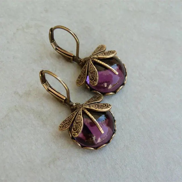 Spherical dragonfly earrings in antique gold - Image 8