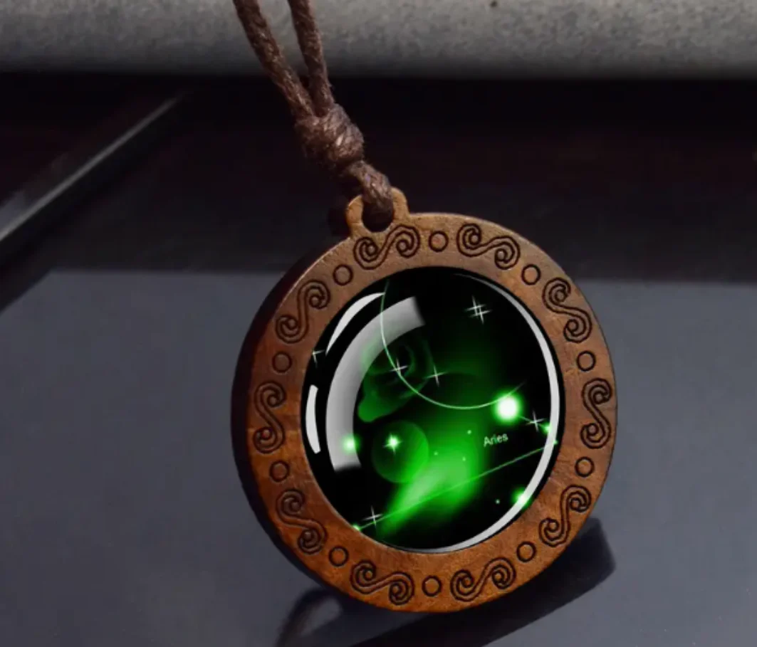 Zodiac sign necklace with more adjustable leather strap - Image 4