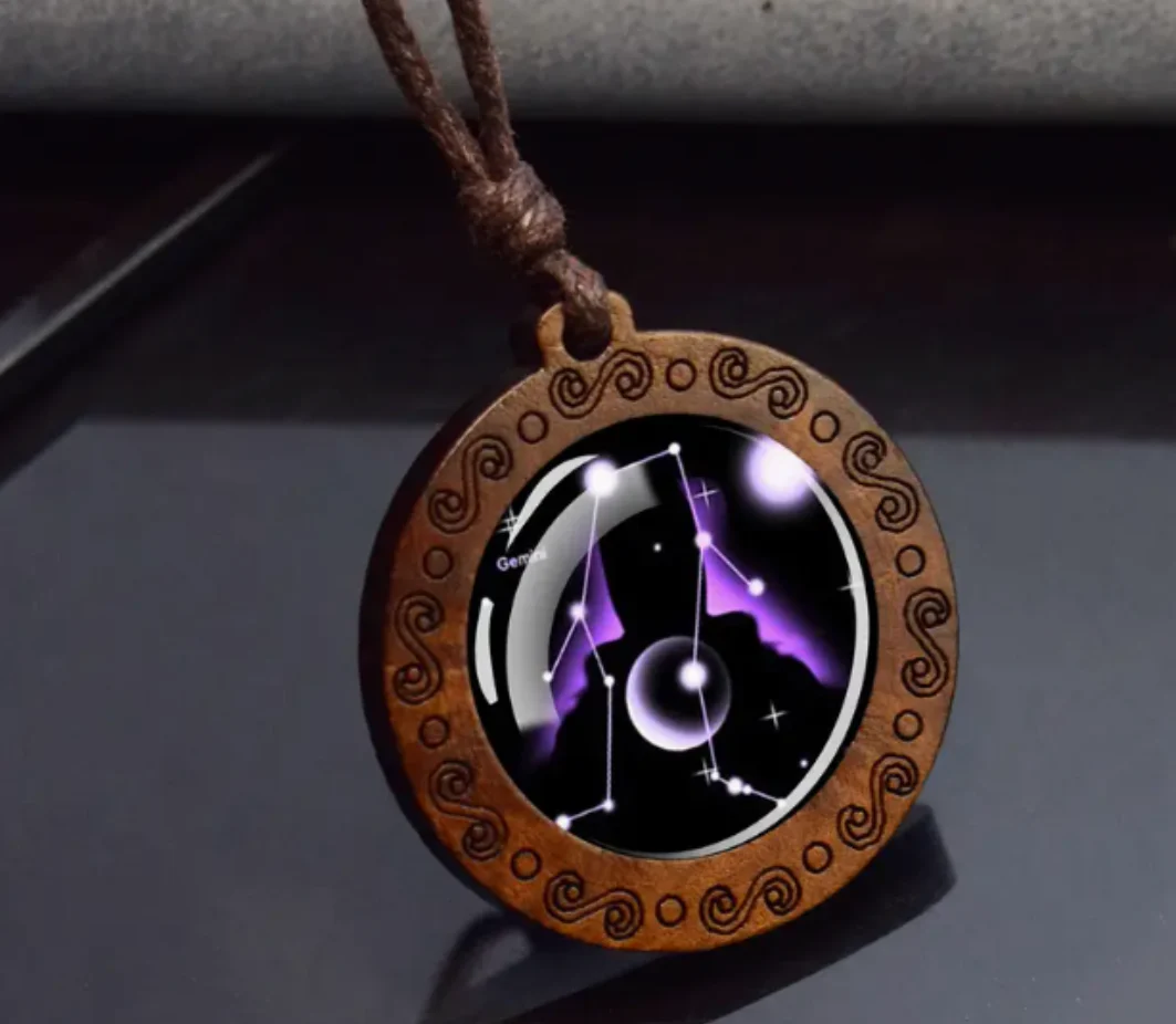 Zodiac sign necklace with more adjustable leather strap - Image 6