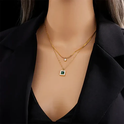 Tirena Valeure Necklace - Image 3