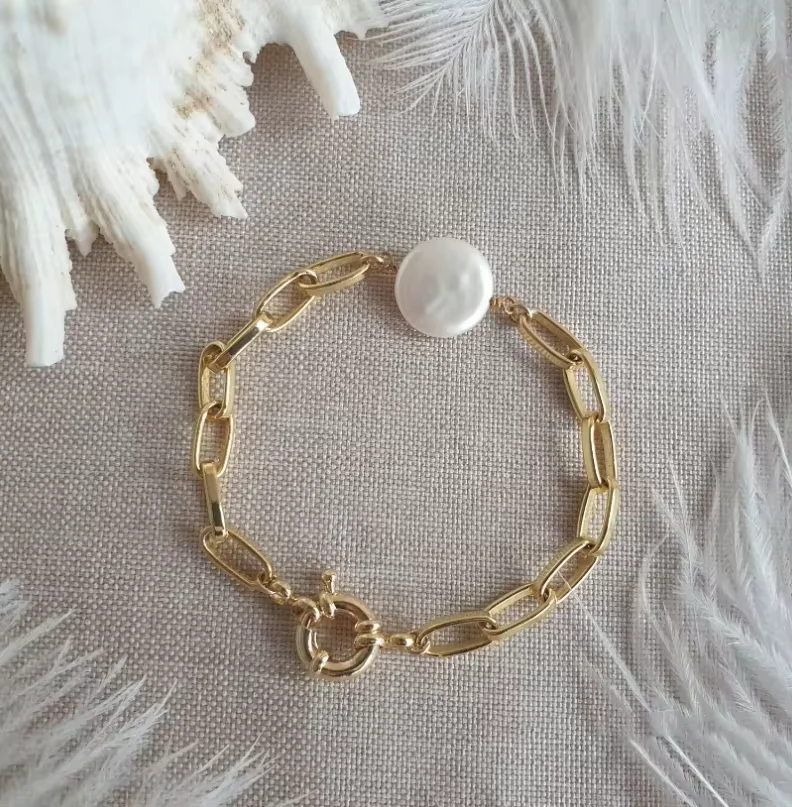 Vintage Barroque Pearl Bracelets - Image 3