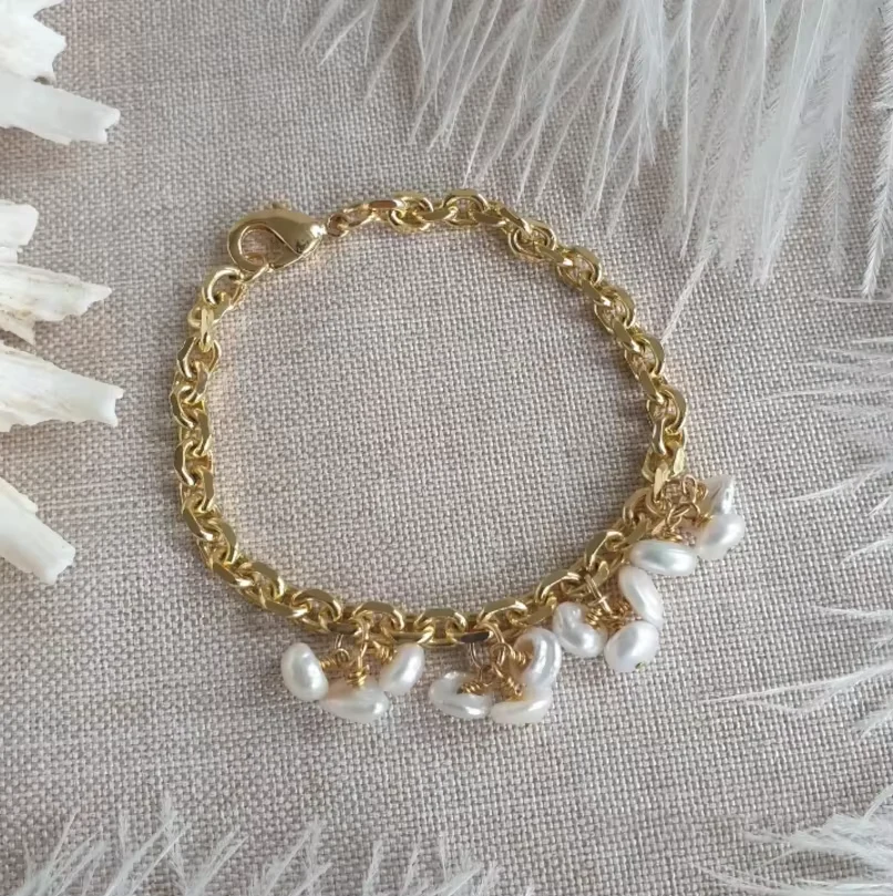 Vintage Barroque Pearl Bracelets - Image 5