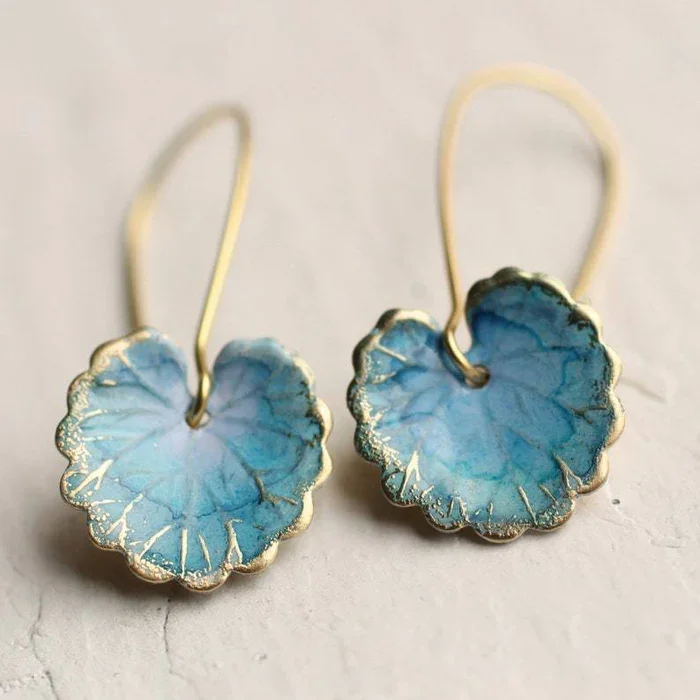 Vintage Blue Leaf Earrings - Image 2