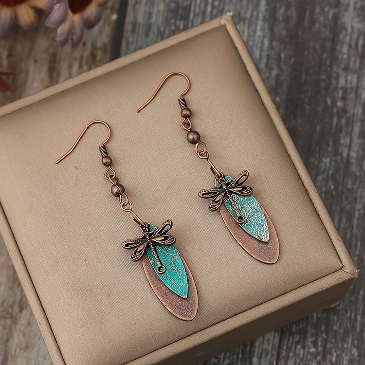 Vintage Bohemian Dragonfly Dangle Earrings - Image 3