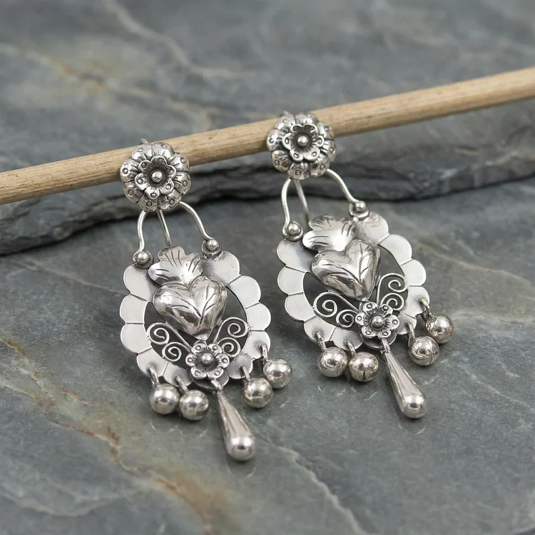 Vintage Bohemian Hollow Engrave Flower Earrings - Image 3