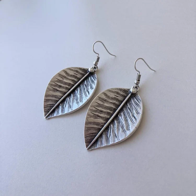Vintage Bohemian Silver Leaf Earrings - Image 4