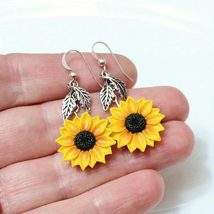 Vintage Bohemian Style Sunflower Drop Earrings - Image 3