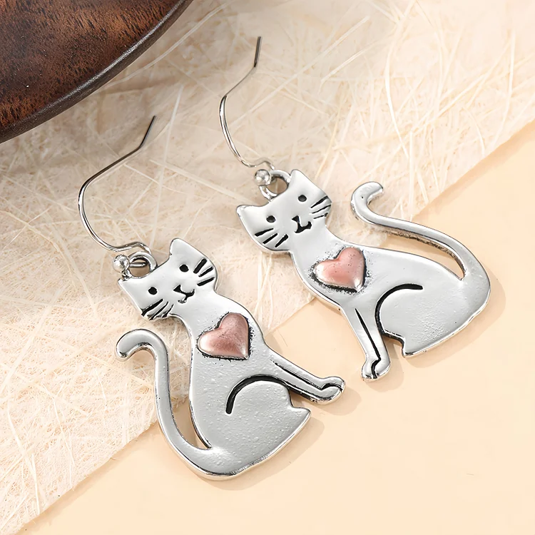 Vintage Cute Cat with Heart Earrings - Image 3