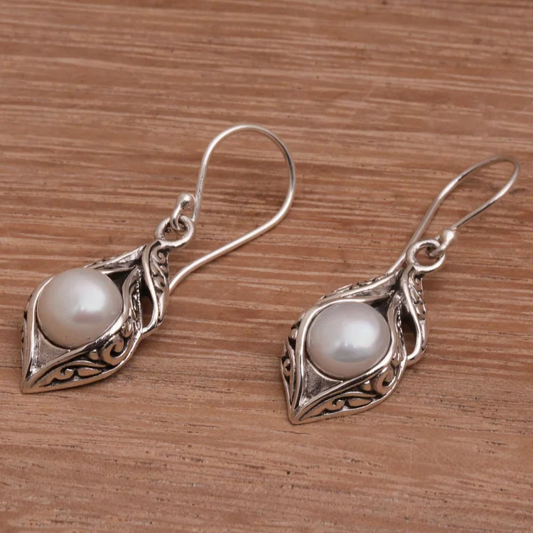 Vintage Dangling Pearl Silver Earrings - Image 3