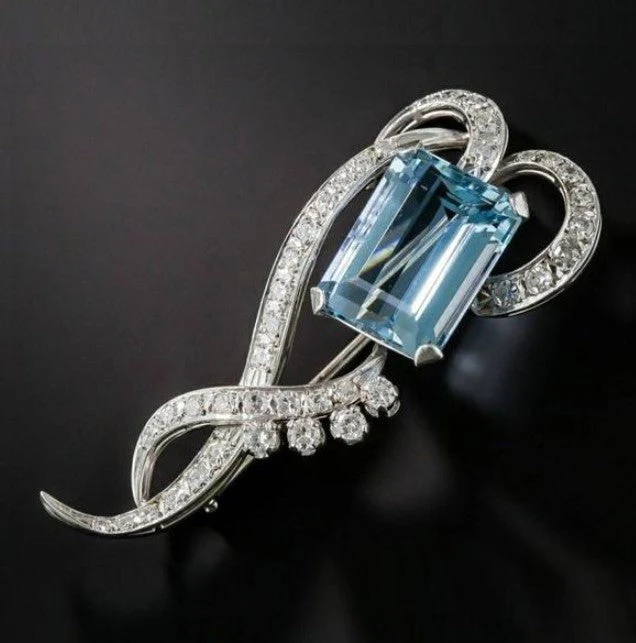 Vintage Emerald Cut Aquamarine Sapphire Brooch - Image 2