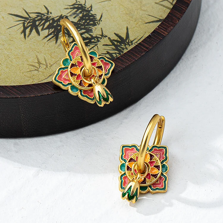 Vintage Enamel Copper Plated Flower Earrings - Image 3