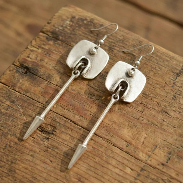 Vintage Geometric Abstract Square Arrow Drop Earrings - Image 2