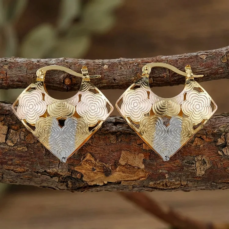 Vintage Heart Shape Hoop Copper Earrings - Image 2