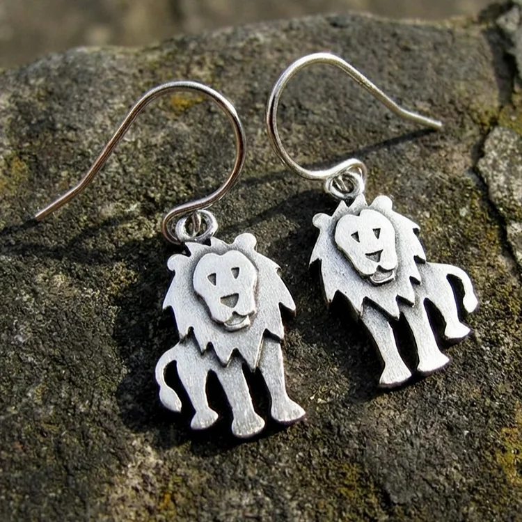 Vintage Lion Earrings - Image 2
