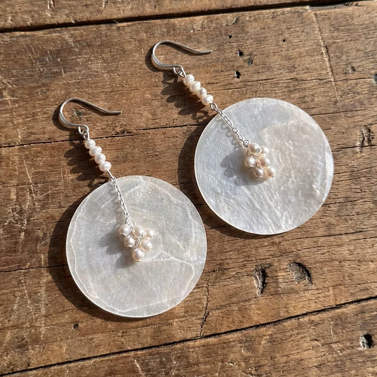 Vintage Luxury Imitation Pearl Pendant Earrings - Image 2